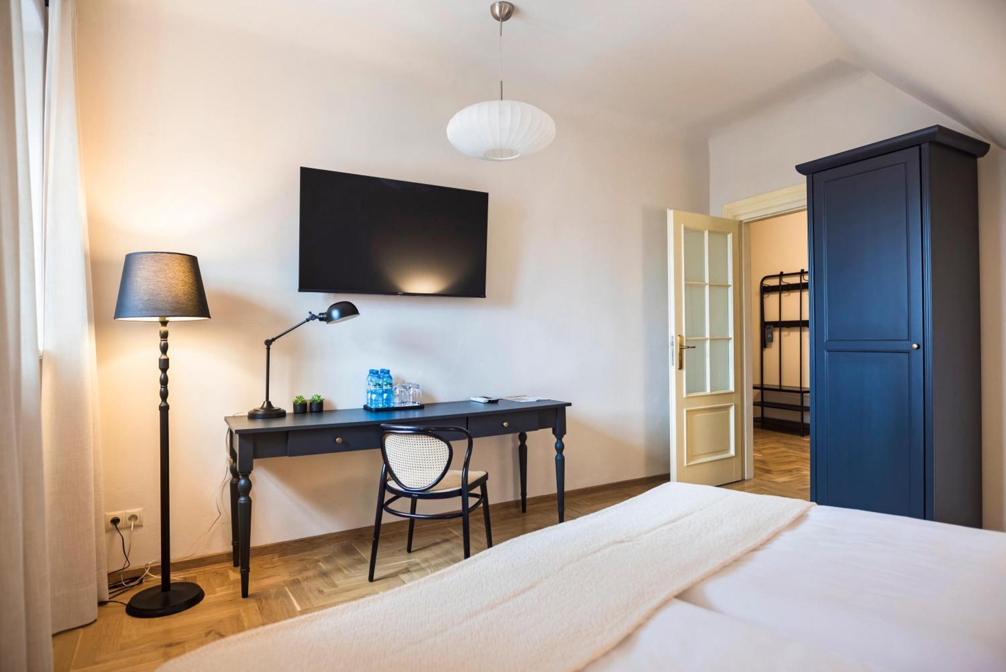 Easy Rent Apartments- Fontana Boutique ลูบลิน ภายนอก รูปภาพ