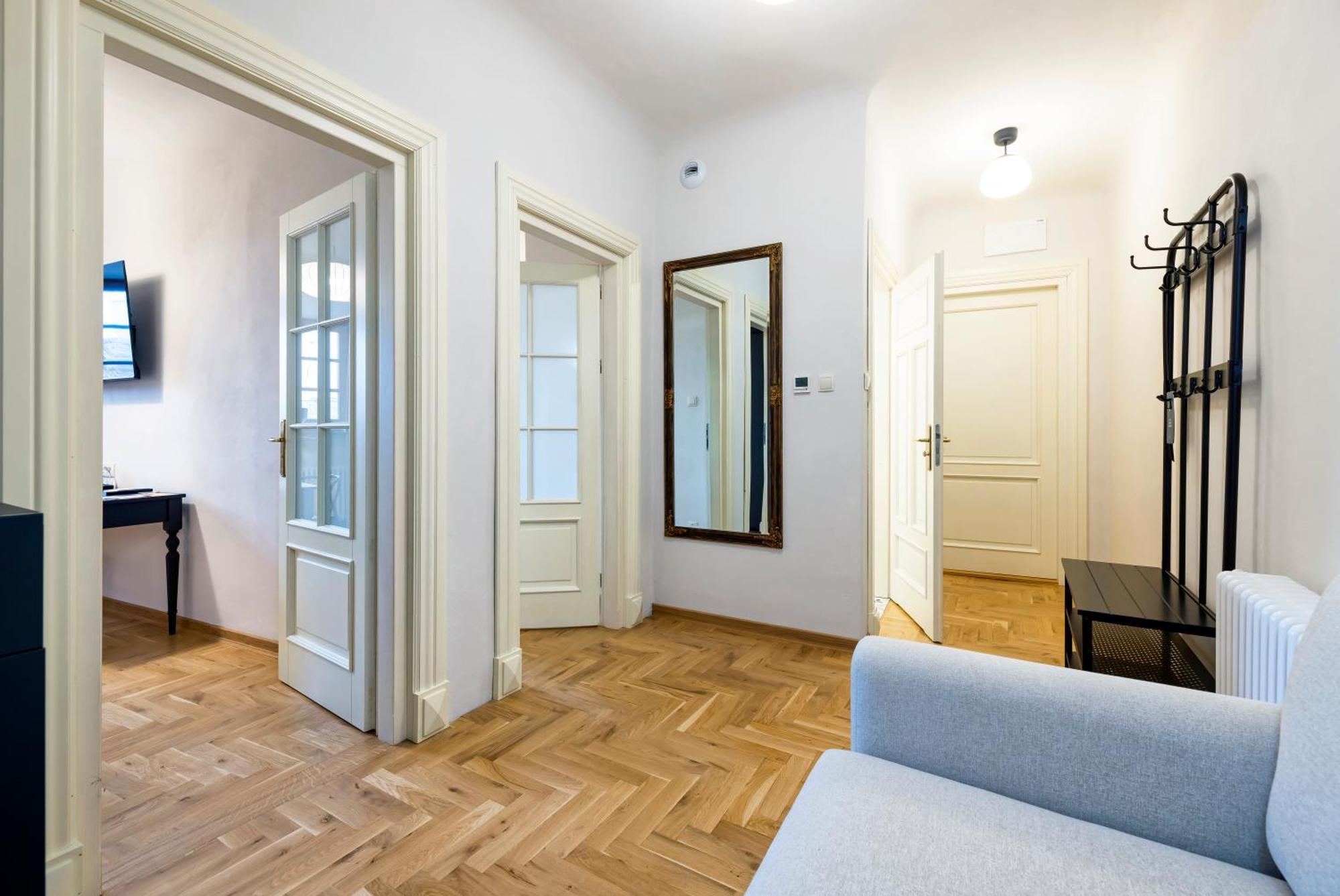 Easy Rent Apartments- Fontana Boutique ลูบลิน ภายนอก รูปภาพ